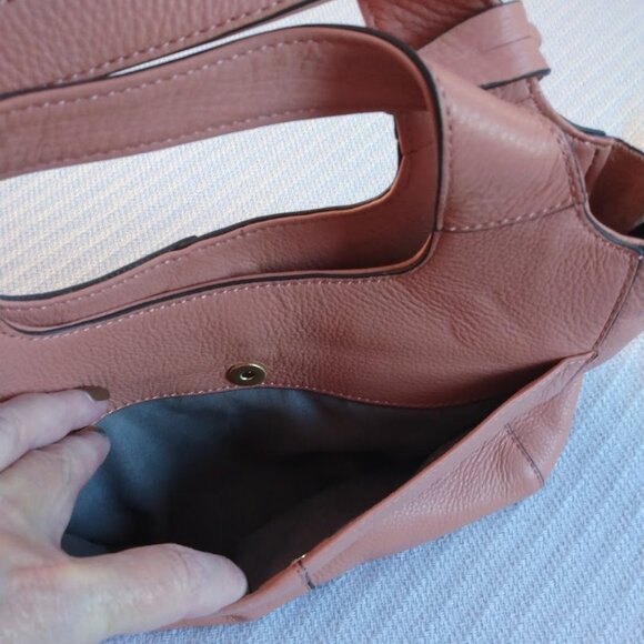 Vince Camuto Cory Hobo Leather Purse Handbag Southwest Style Peach/Coral/Mango - Picture 11 of 11